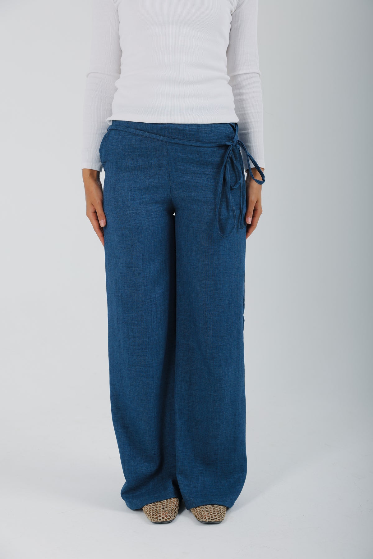 TIE PANTS IN DEEP SEA BLUE