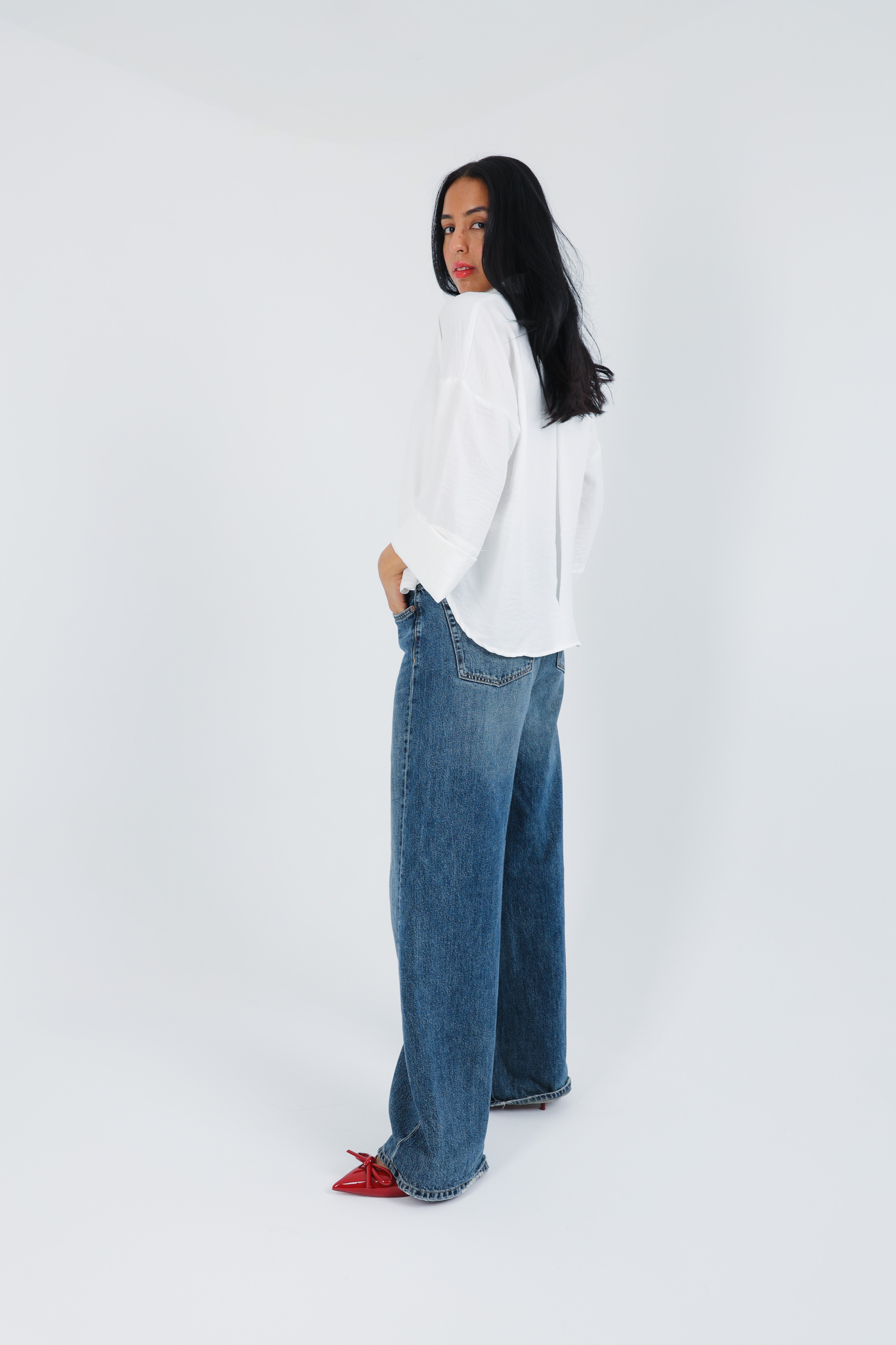FLOWY SHIRT IN SKY WHITE