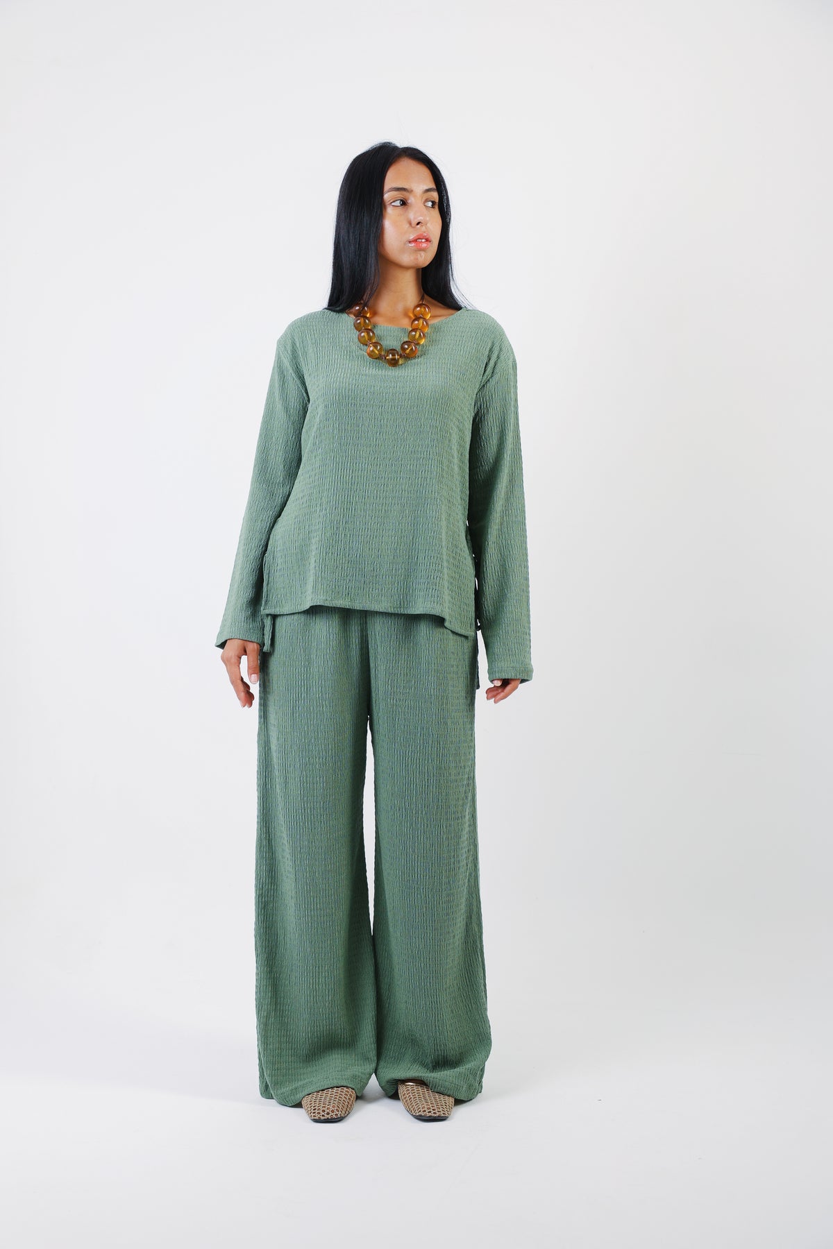 TEXTURED SET IN PALM TREE GREEN